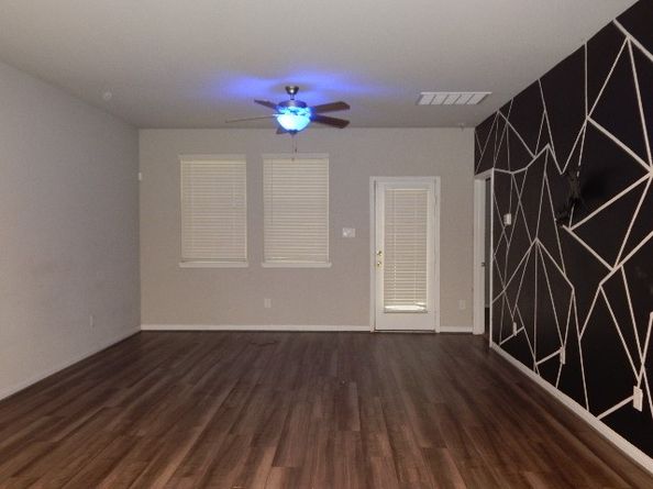 7103 Silverleaf Oak Street, Conroe TX 77304