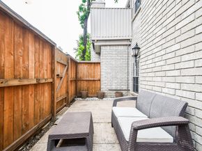 3800 Tanglewilde Street 109, Houston TX 77063