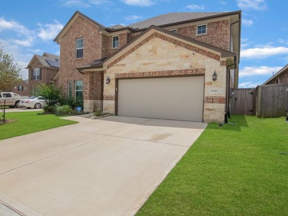 11211 Stirton, Tomball TX 77375