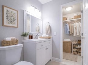 6150 Ridgeway Drive, Houston TX 77033