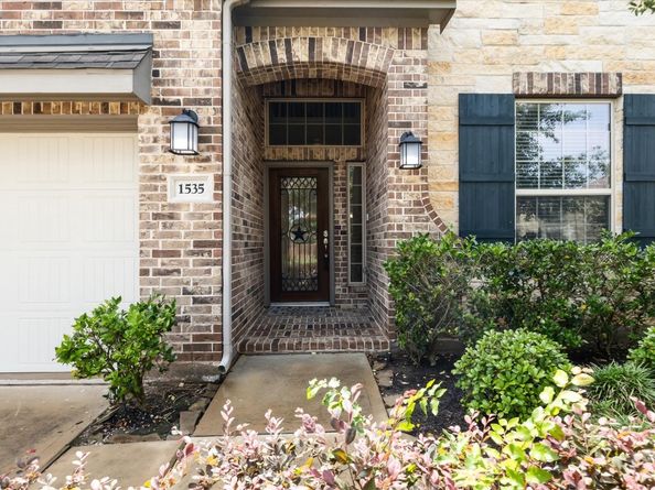 1535 Giles Drive, Richmond TX 77406