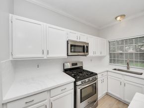 4907 Heritage Plains Drive, Friendswood TX 77546