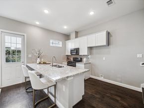 5443 Camaguey Street, Houston TX 77023