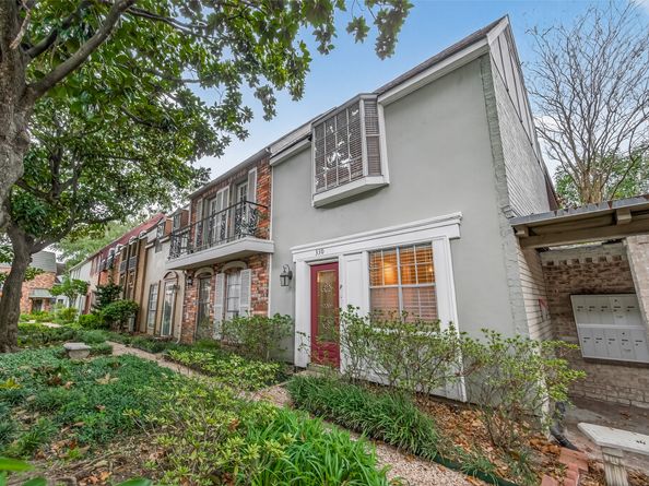 11550 Chimney Rock Road 330, Houston TX 77035