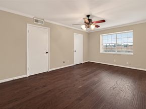 11550 Chimney Rock Road 330, Houston TX 77035