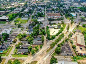 434 N Hutcheson Street, Houston TX 77003