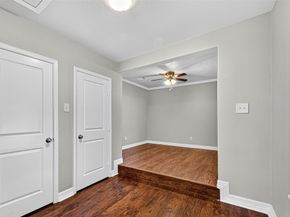 4034 Caplin Street, Houston TX 77026