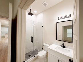 9725 Kerr A-B Street, Houston TX 77029