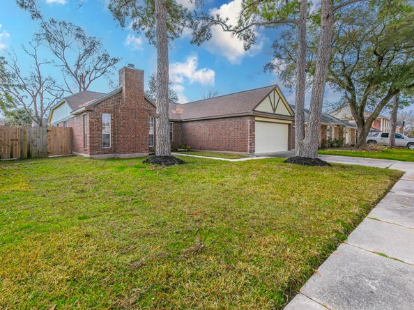 2510 N Rim Drive, Houston TX 77067