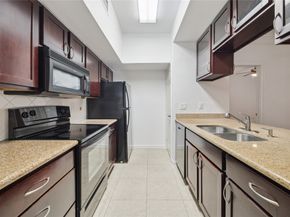 2700 Revere Street 101, Houston TX 77098