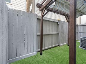 3414 Center Street, Houston TX 77007