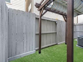 3414 Center Street, Houston TX 77007