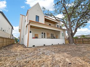 4046 Drummond Street, Houston TX 77025