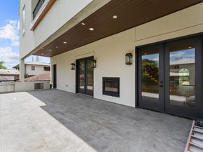 4046 Drummond Street, Houston TX 77025