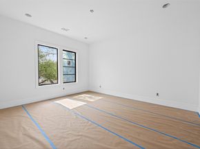 4046 Drummond Street, Houston TX 77025