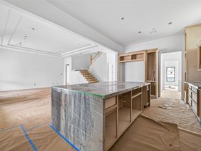 4046 Drummond Street, Houston TX 77025