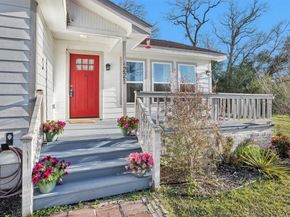 221 Carrell Street, Tomball TX 77375