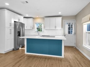 221 Carrell Street, Tomball TX 77375