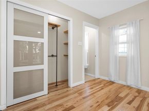 221 Carrell Street, Tomball TX 77375