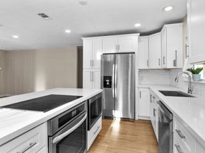 221 Carrell Street, Tomball TX 77375