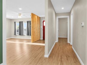 221 Carrell Street, Tomball TX 77375