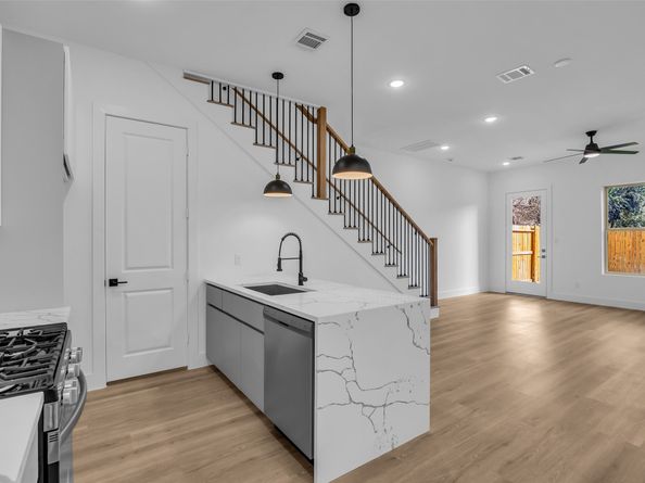 1506 Griffin Street, Houston TX 77009