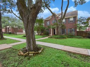 1003 Clarenda Falls Drive, Sugar Land TX 77479