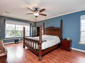 1003 Clarenda Falls Drive, Sugar Land TX 77479