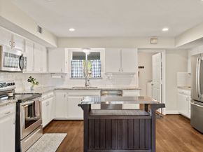 1607 Richvale Lane, Houston TX 77062