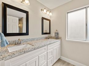 1607 Richvale Lane, Houston TX 77062