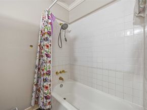 5223 Arboles Drive, Houston TX 77035