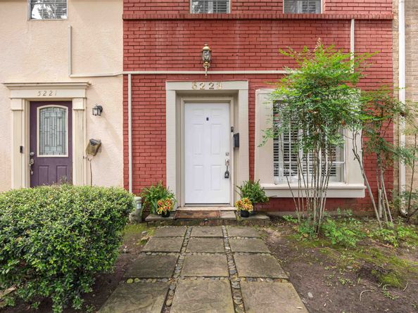 5223 Arboles Drive, Houston TX 77035