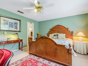 8052 Golf Green Circle, Houston TX 77036