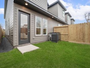 7118 Eastwood Street, Houston TX 77021