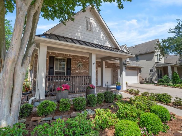 626 Dalton Lane, Sugar Land TX 77479