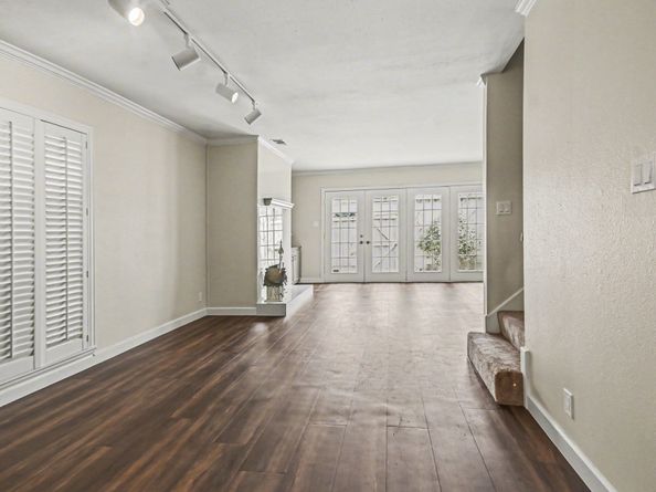 2125 Winrock Boulevard 38, Houston TX 77057