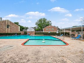 2125 Winrock Boulevard 38, Houston TX 77057