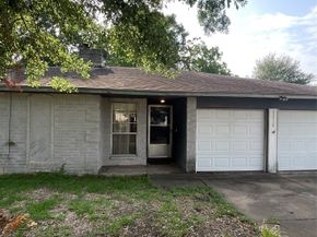 11710 Chadbrook Lane, Houston TX 77099