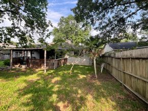 11710 Chadbrook Lane, Houston TX 77099