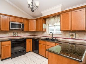 2419 Woven Wood Lane, Richmond TX 77406