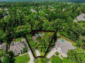 19 Millwright Place, The Woodlands TX 77382