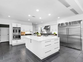2144 Colquitt Street, Houston TX 77098