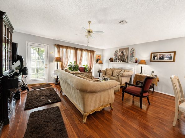 13822 Clintway Drive, Houston TX 77014
