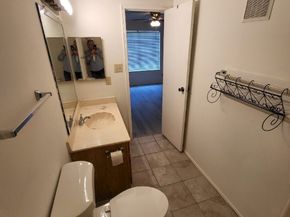 7649 Cambridge Street 7649, Houston TX 77054