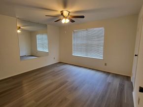 7649 Cambridge Street 7649, Houston TX 77054