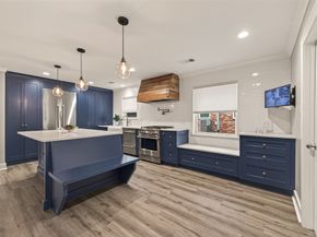 10606 Riverview Drive, Houston TX 77042