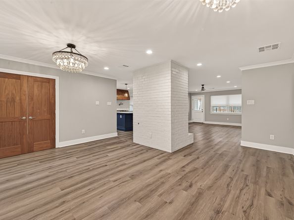 10606 Riverview Drive, Houston TX 77042