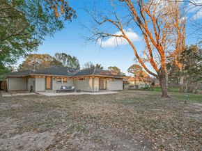 5323 Briarbend Drive, Houston TX 77096