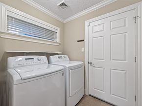 5323 Briarbend Drive, Houston TX 77096