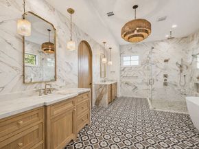 1519 Candlelight Lane, Houston TX 77018